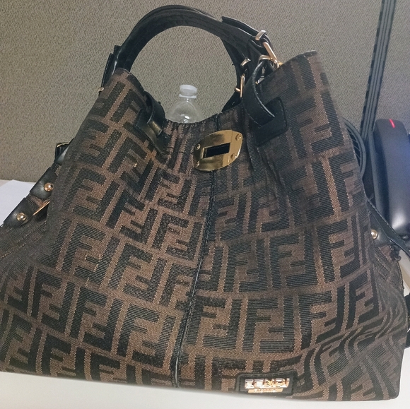 Fendi Black and Brown FF Pattern Tote - Picture 6 of 6